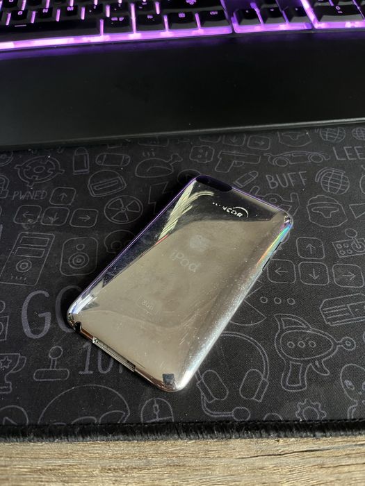 Ipod Touch - A1288 8gb