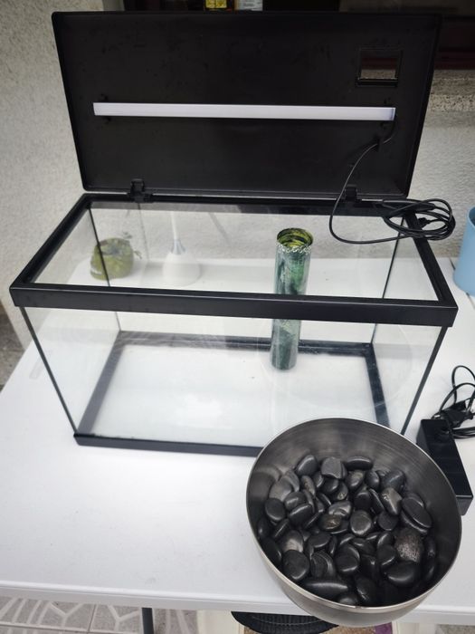 Kit Aquário Aquatlantis Completo 40lts (Com Filtro, Luz LED e Acessórios)