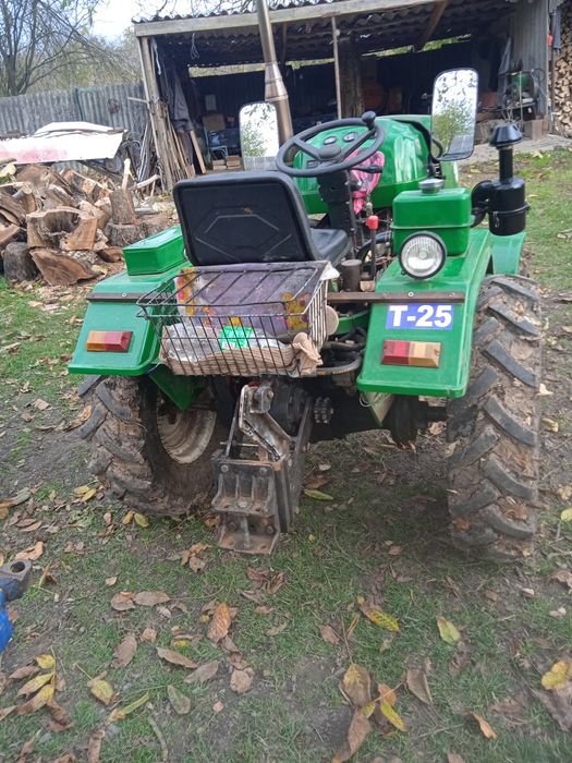 Продам трактор ном.тел