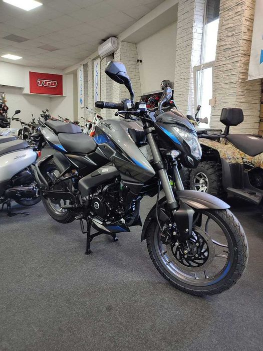 АКЦІЯ Мотоцикл BAJAJ Pulsar NS200
