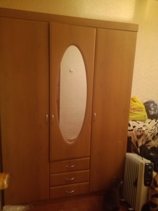 Продам шафу двометрову