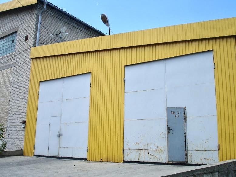 Майновий комплекс 3200 м2, Віскозна, Лівий берег