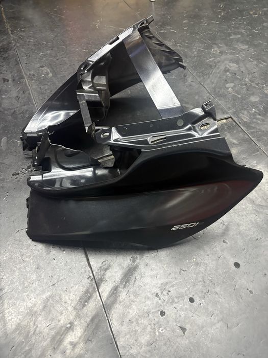 Frontal ( avental ) Piaggio MP3