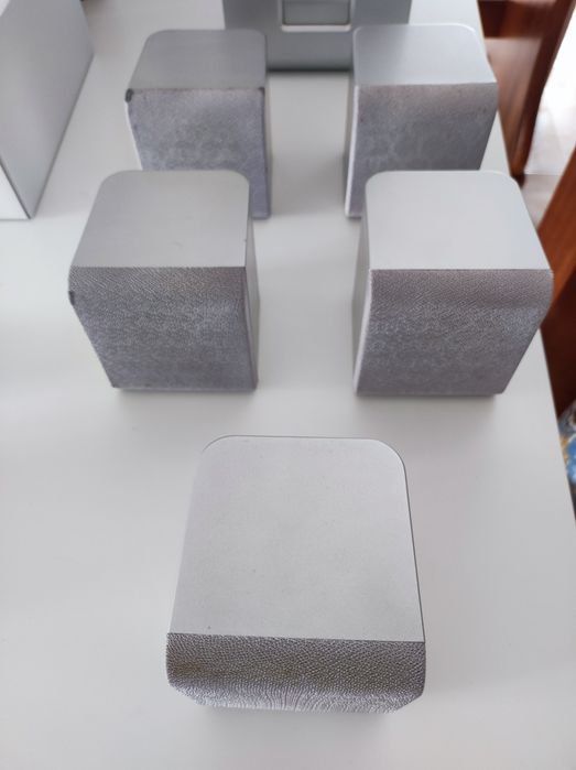 Subwoofer mais colunas