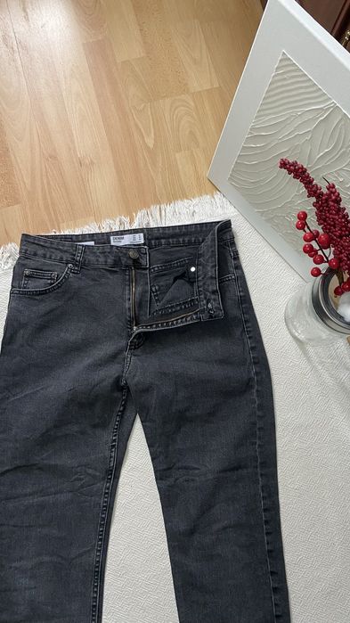 Джинси мом жіночі bershka