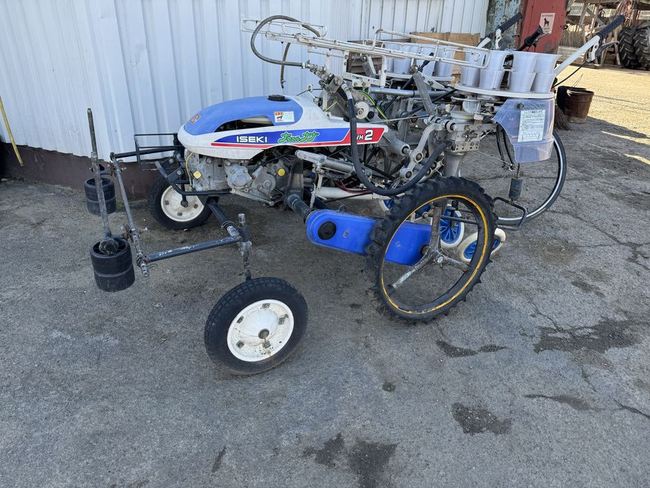2-рядная рассадочная машина самоходная сажалка Iseki
