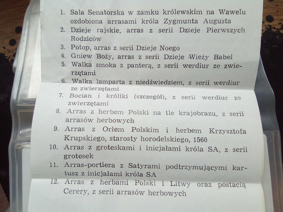 Slajdy , przeżrocze czasy Prl-u kompletne o opakowania