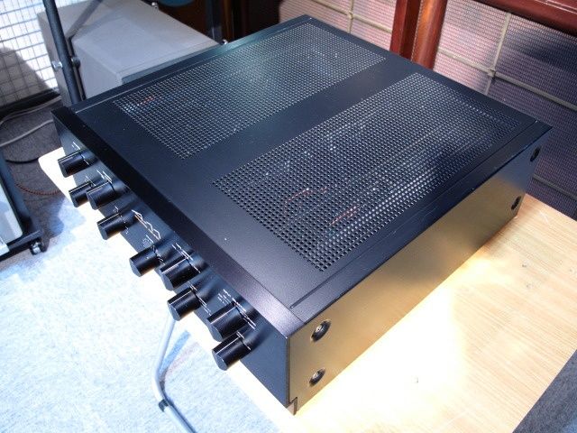 Интегральный винтажный аудиофильский усилитель NEC A-11