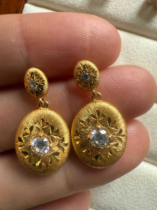Brincos de prata 925 banhados a ouro com acabamento escovado earrings