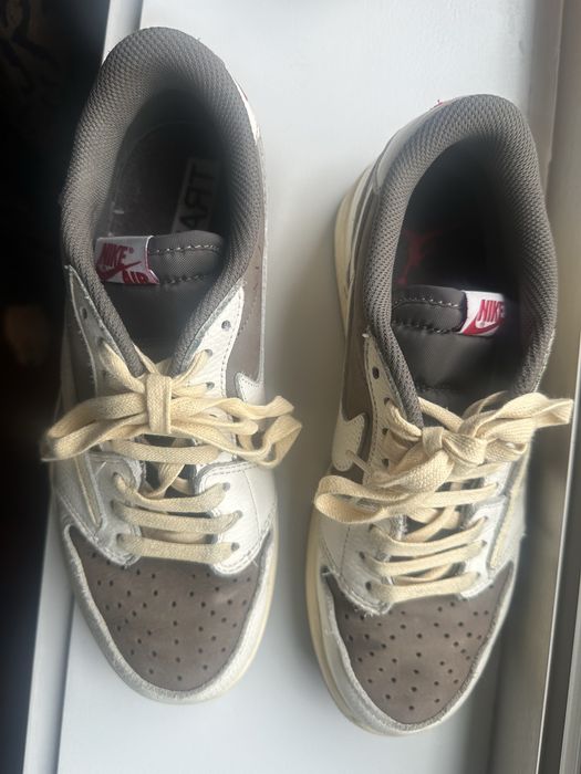 Nike Travis Scott 40 castanhas/beges