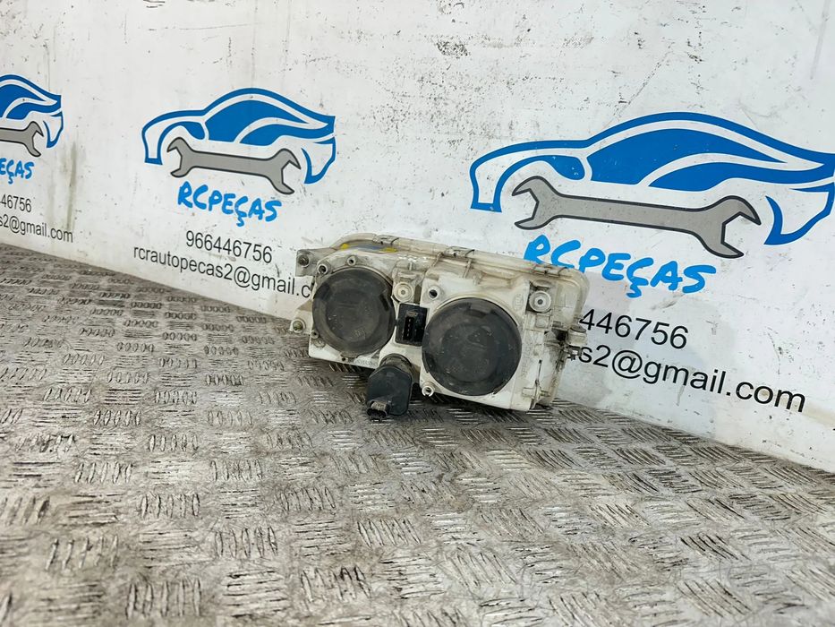Otica Farol Frente Frontal Direita Original Volvo V40 S40 Mk1