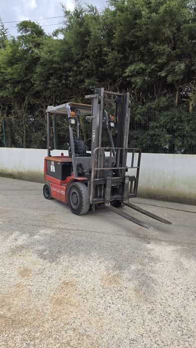 Empilhador Elétrico 2000Kg
