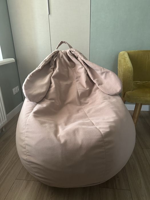 Крісло-груша велюр “Зайка” пудра KatyPuf L 100×75