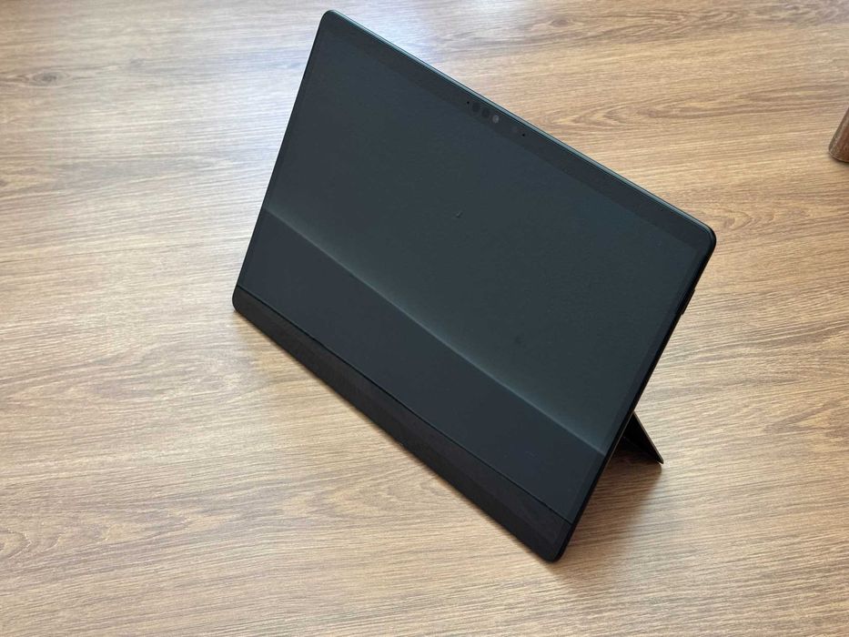 Microsoft Surface Pro X (CPU SQ1, 4G, 16Gb RAM, 256Gb SSD) Windows 11