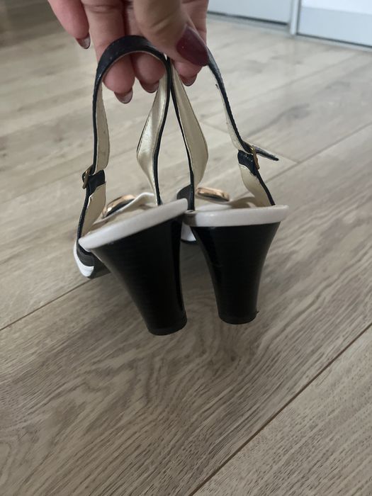 Босоножки кожа женские 39р 24,5см босоніжки жіночі каблук 5см