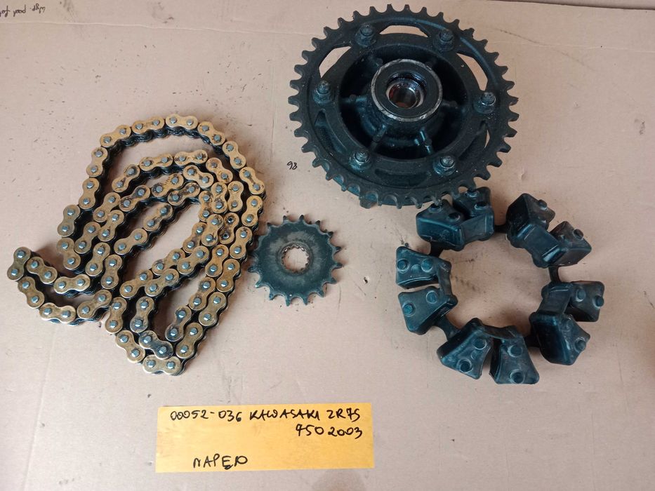 Kawasaki ZR7S 750 Napęd Zbierak Zębatka Przód Tył Łańcuch Gumy 99-05