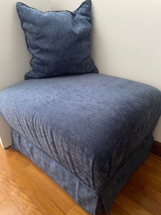 Puff de sala ou quarto com almofada