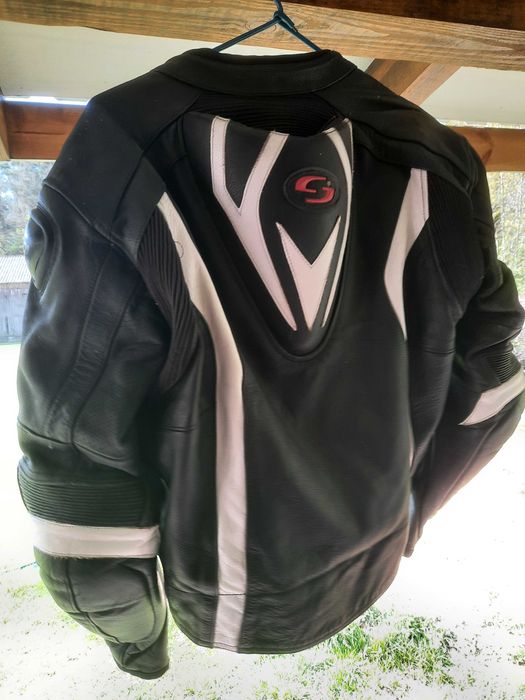 Kombinezon motocyklowy