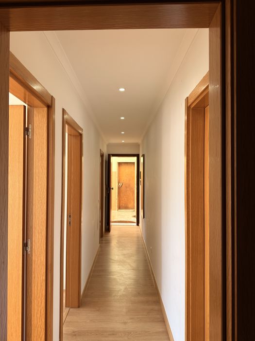 T2 Algés junto finanças