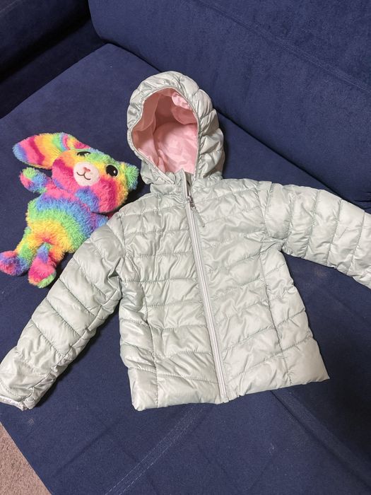 Курточка на дівчинку 3-4 роки