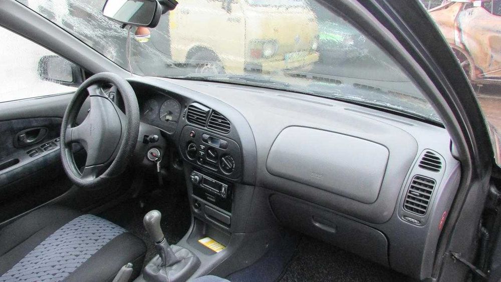 Mitsubishi Lancer 1.3 de 1997 - Peças Usadas