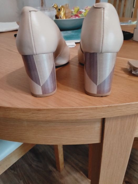 Buty skórzane beż
