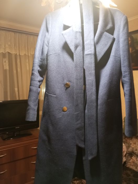 Жіноче демісезонне пальто