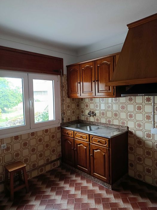 Arrenda-se apartamento