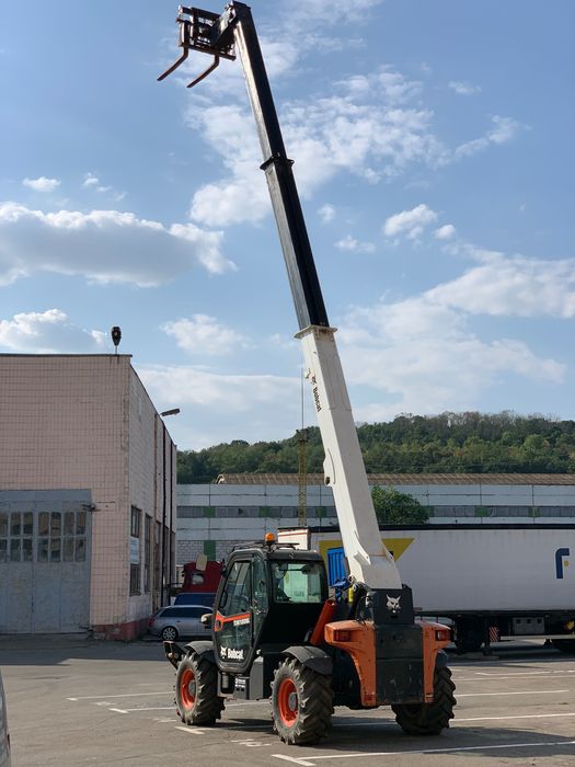 Телескопічний навантажувач BOBCAT T36120SL