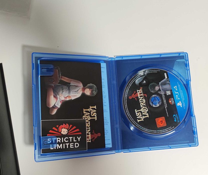 Last Labyrinth Strictly Limited PS4 VR