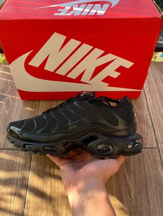 Air_Max_TN_Plus_Czarny 40