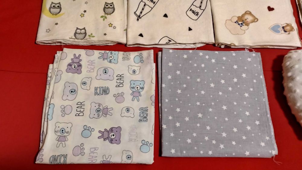 Пеленки, байковые 3 шт, ситцевые 4 шт, подушка для новорожденного