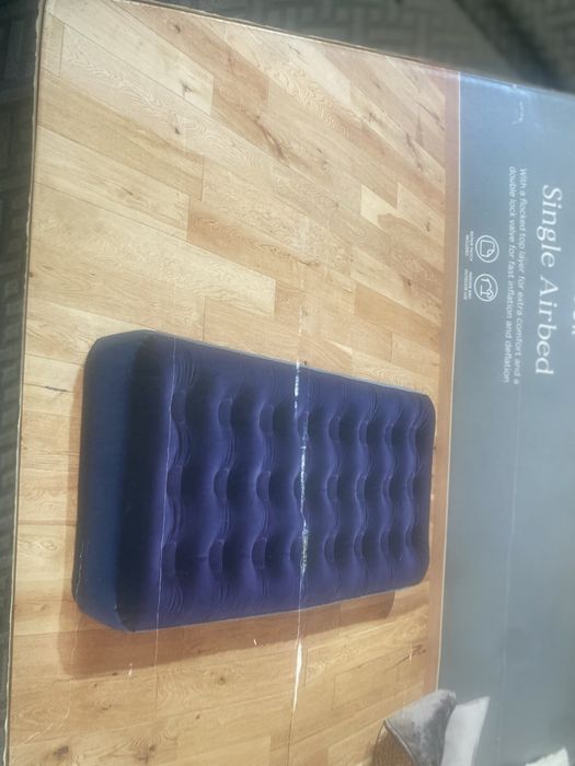 Colchão de Ar Solteiro comprado na Irlanda