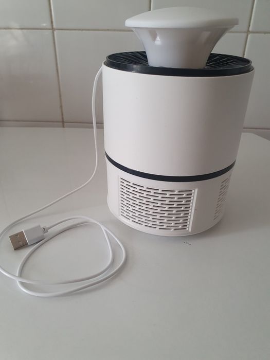 Selling mosquito repellent device