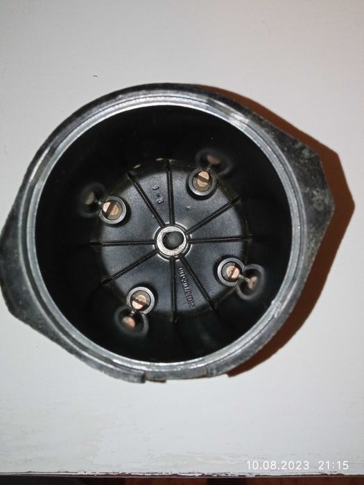 Кришка трамблера ВАЗ 2101-07