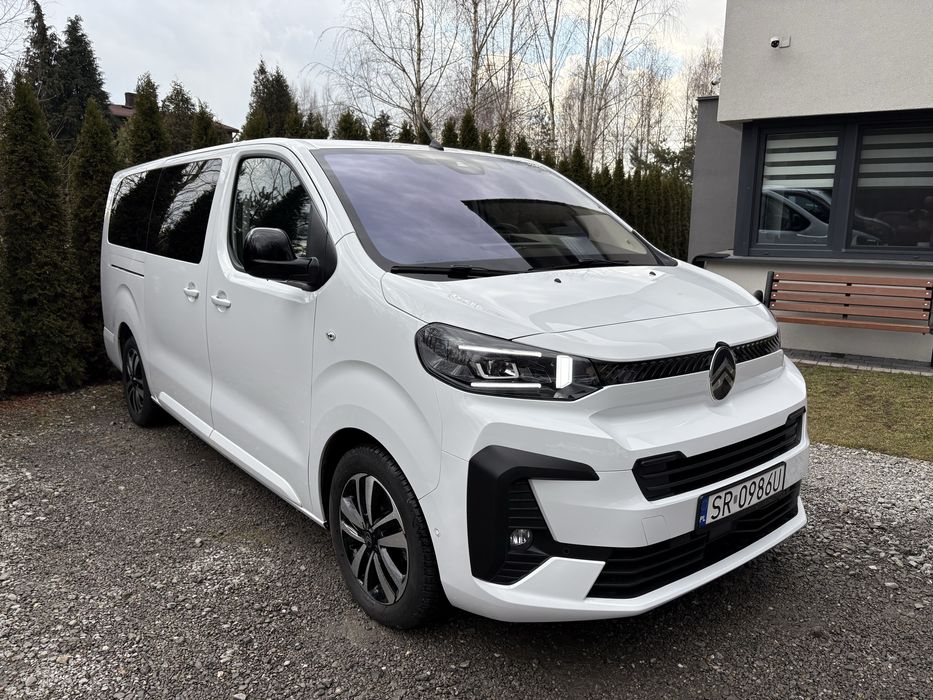 Wynajem busów 9 osobowych