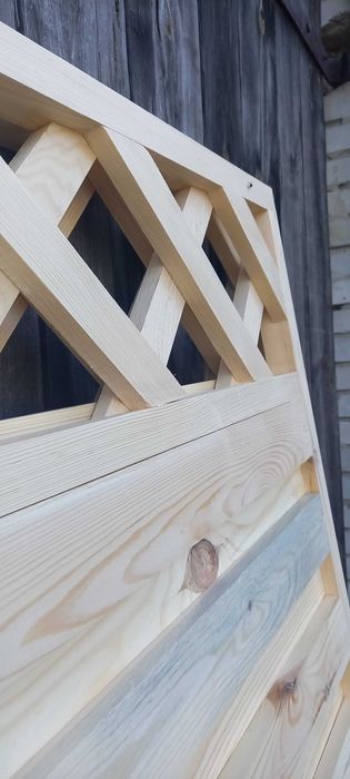 Płot drewniany/przęsła lamelowe