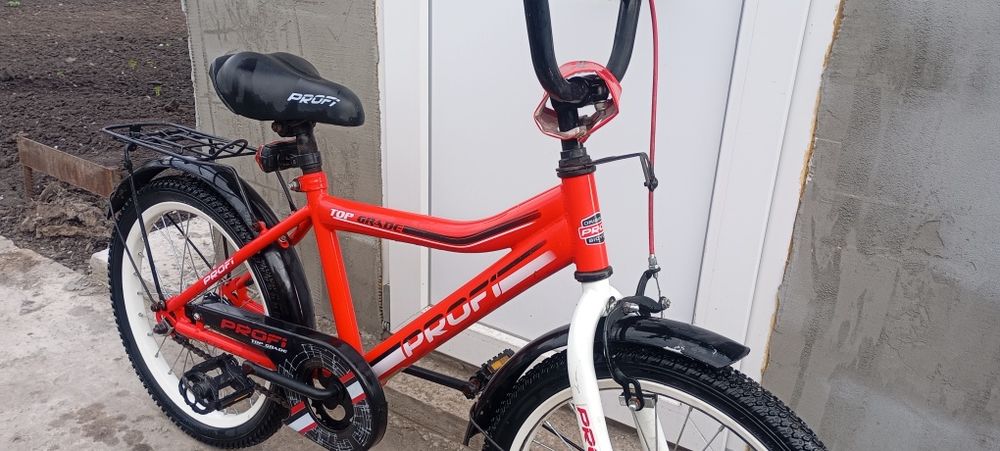 Продам подростковый велосипед Profi R18