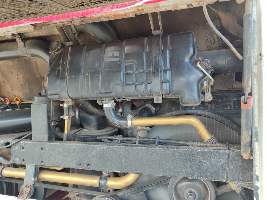 Автобус Mercedes-Benz Tourismo O350 SHD 57 сидячих місць