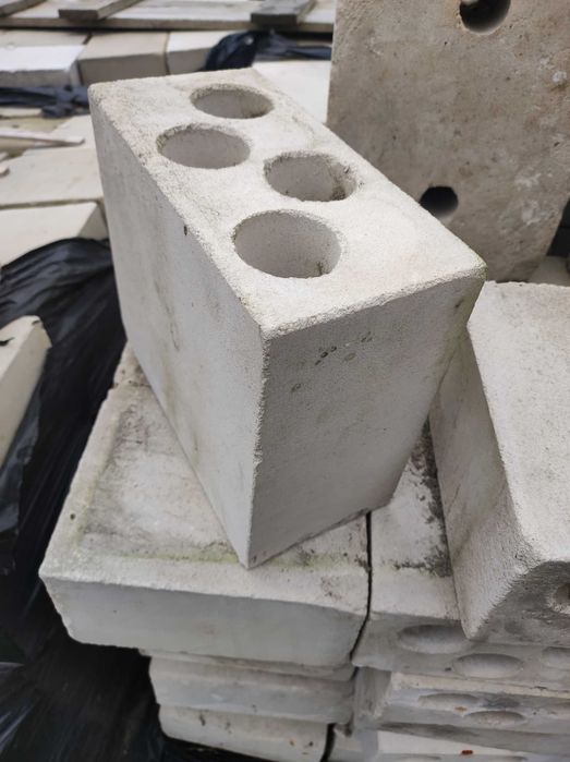 Pustak silkatowy 12*22*25 Nasielsk