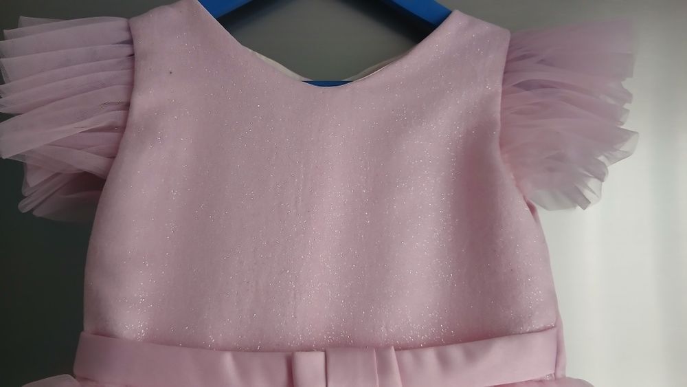 Випускне плаття на дівчинку