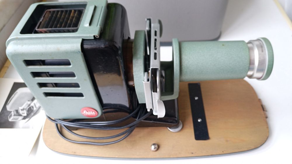Projector Leitz Prado 150