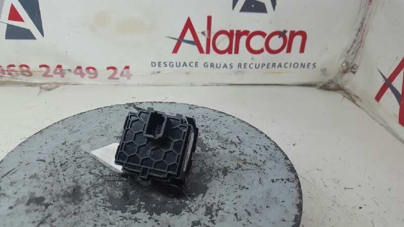 CONTROLE DE AJUSTE DE LUZES RENAULT CLIO IV EXPRESSION