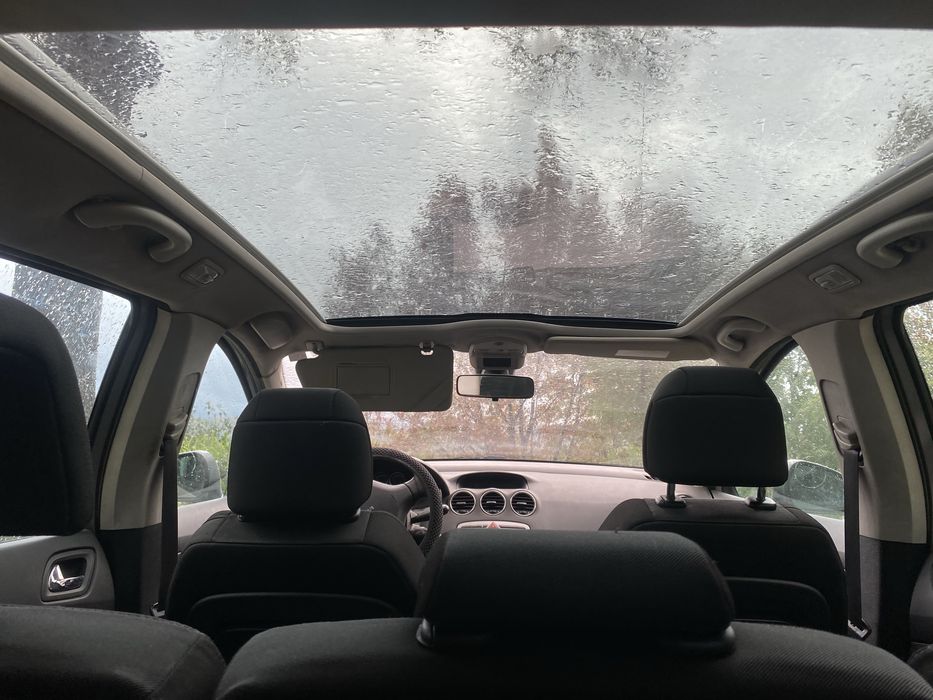 Peugeot 308 1.6 HDI SW (7 lugares)