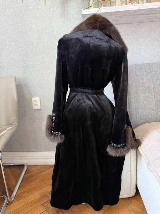 Норкова шуба пальто  норка соболь 115 см