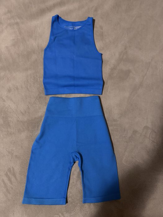 Спортивний комплект шорти і топ