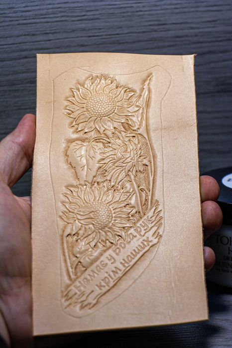 Ножны ручной работы с тиснением. На заказ.