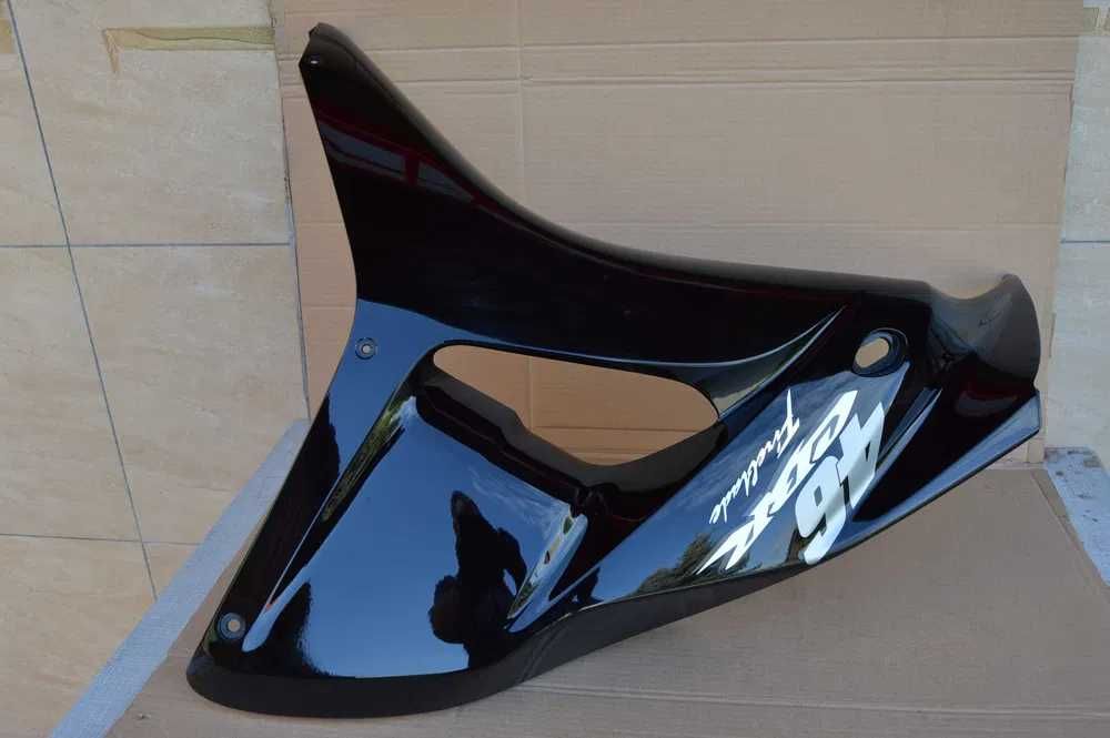 Honda CBR 1000 rr sc57 B '06-07r OWIEWKA lewa bdb