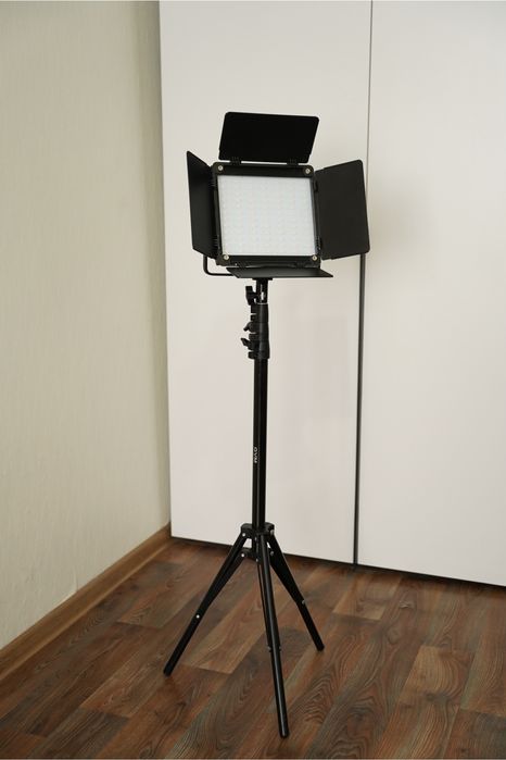 Постійне LED відеосвітло GVM 800D-RGB (3200-5600K)