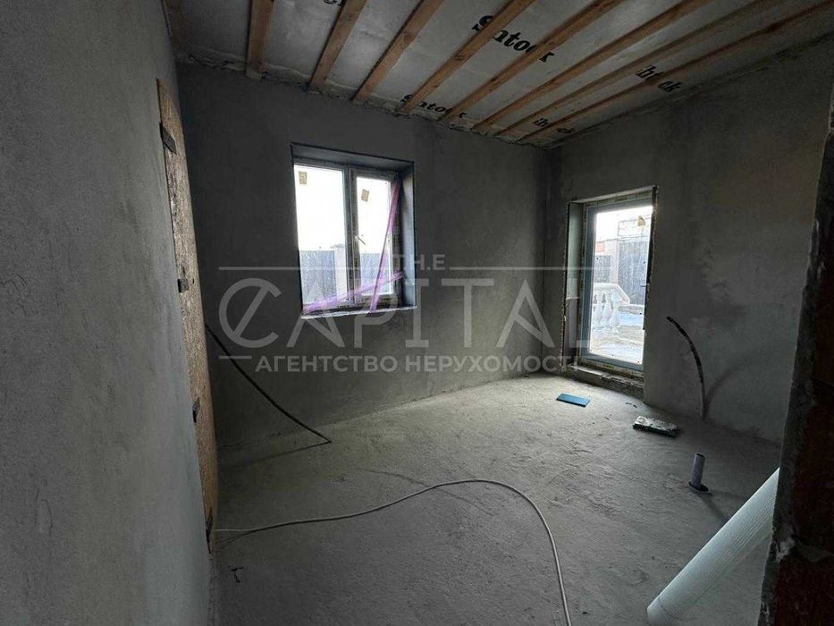 Продаж затишного будинку в Гатному, поруч Республіка, гараж